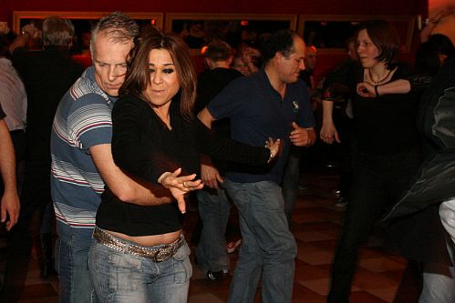 Salsa im Cup�n Cino, Hamburg