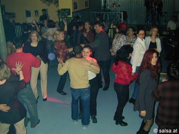 Salsa in Konstanz - Click to enlarge - anklicken zum Verg��ern, mit ALT+F4 wieder schliessen